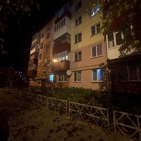 1-комн. квартира целиком Интернациональная 32 с гостиничным сервисом Петропавловск Экстерьер фото